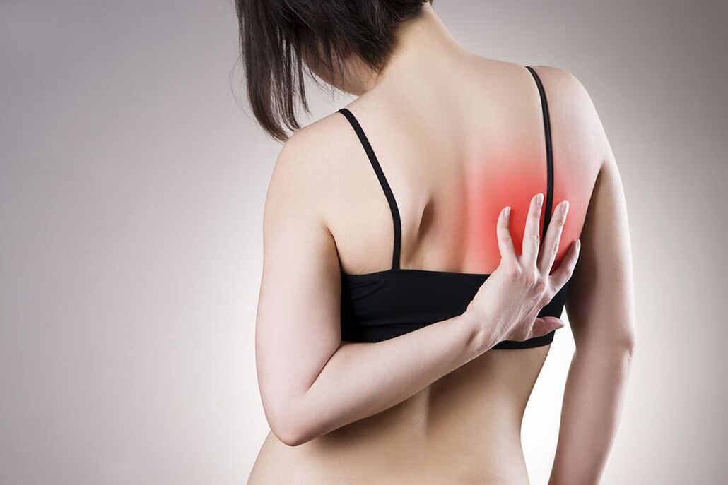 back pain under the scapula